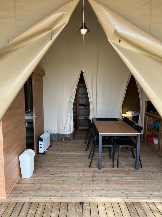 Ucpa Eco Lodge Séné Extérieur photo